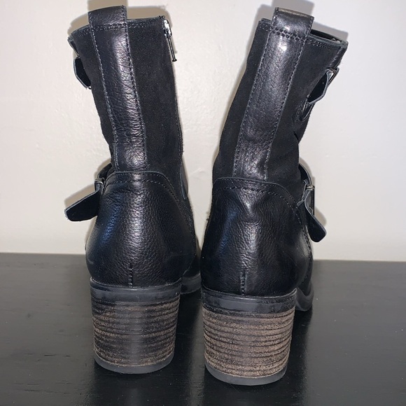 Clarks Leather and Suede Stacked Heel Boots.  Size 10. - Picture 3 of 13